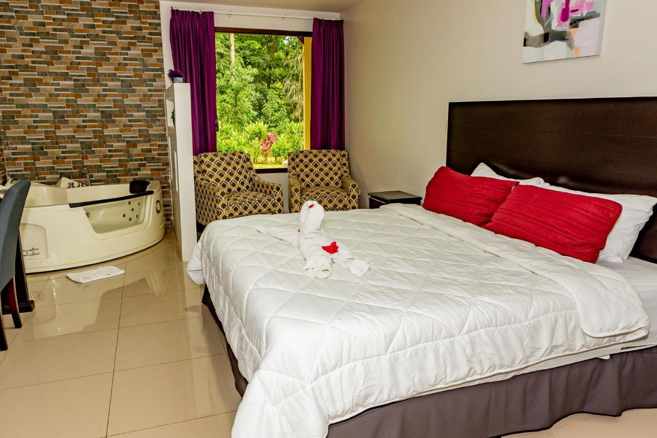 Hotel Los Rios Guacimo  Luaran gambar